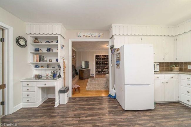 7044 Belews Creek Rd, House other with 3 bedrooms, 3 bathrooms and null parking in Belews Creek NC | Image 8