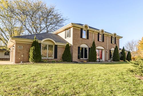 W199S7525 Lakeview Drive, Muskego, WI, 53150 | Card Image