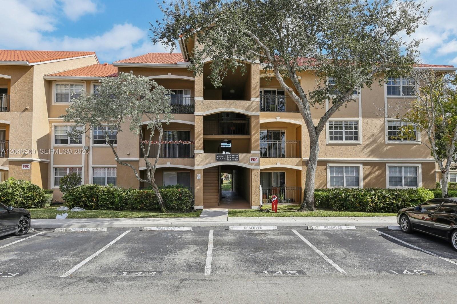 Residential in Pembroke Pines 5
