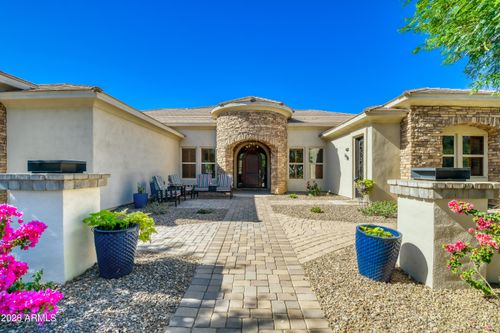 19635 E Silver Creek Ln, Queen Creek, AZ, 85142-9075 | Card Image