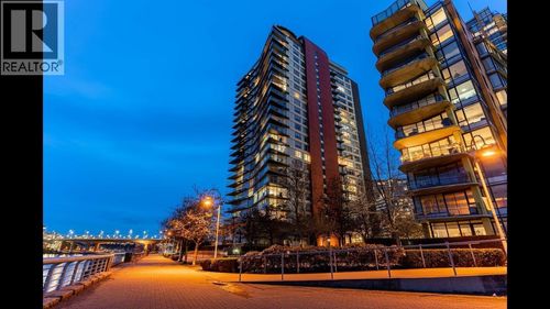 2705-8 Smithe Mews, Vancouver, BC, V6B0A5 | Card Image