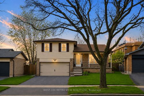 3099 Bentworth Dr, Burlington, ON, L7M1V9 | Card Image