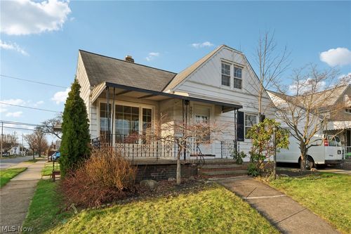 9005 Ansonia Ave, Brooklyn, OH, 44144-2512 | Card Image