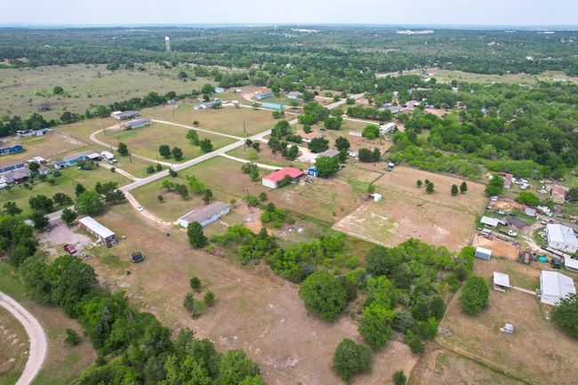 153 Angelia Dr, House other with 3 bedrooms, 2 bathrooms and 4 parking in Cedar Creek TX | Image 28