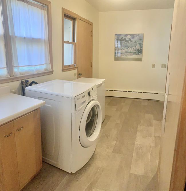 602 2 Nd St W, House other with 3 bedrooms, 3 bathrooms and null parking in Canby MN | Image 15