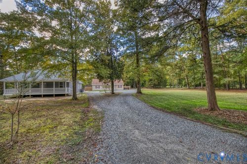 205 Neck O Land Rd, Williamsburg, VA, 23185-3131 | Card Image