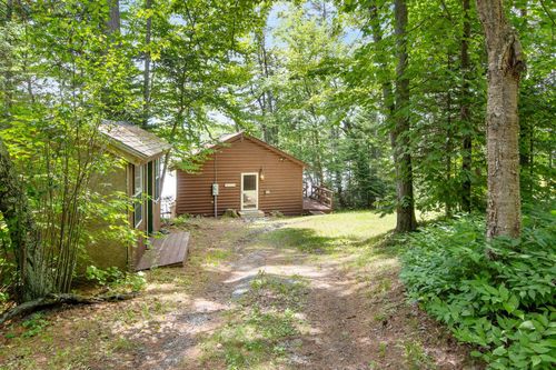 53 Montgomery Rd, Stark, NH, 03582-6401 | Card Image