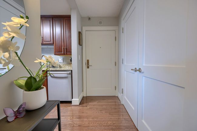 Foyer | Image 4