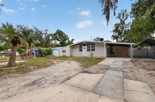 924 Lakewood Avenue, TAMPA, FL, 33613 | Card Image