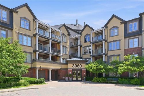 303-3060 Rotary Way, Burlington, ON, L7M0G9 | Card Image