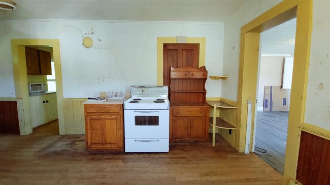 366 S Main St, House other with 4 bedrooms, 2 bathrooms and null parking in Bradford VT | Image 15