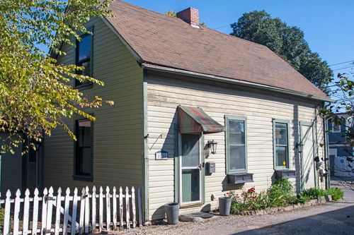 178 Alexander Aly, Columbus, OH, 43206-2168 | Card Image