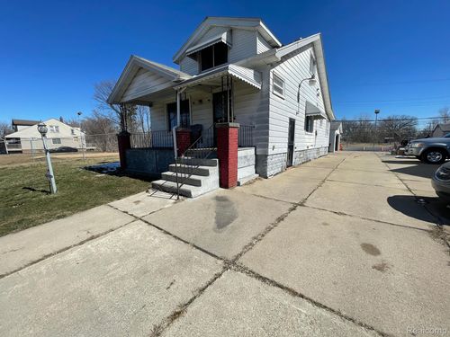 19312 Danbury St, Detroit, MI, 48203-1645 | Card Image