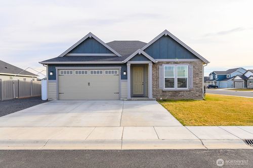 702 K St Ne, Quincy, WA, 98848 | Card Image