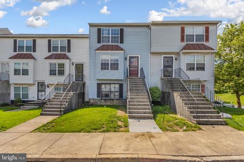 6805 Milltown Ct, DISTRICT HEIGHTS, MD, 20747-1753 | Card Image
