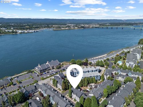 1728 Se Halyard Ln, Vancouver, WA, 98661-8089 | Card Image