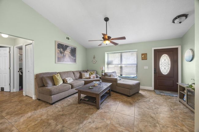 2442 Sw Lafayette St, House other with 3 bedrooms, 2 bathrooms and null parking in Port St. Lucie FL | Image 8