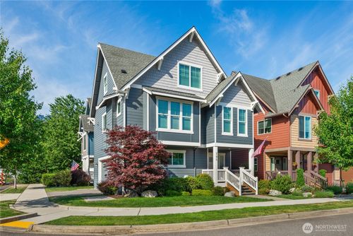 795 Ne 2nd St, North Bend, WA, 98045-5010 | Card Image