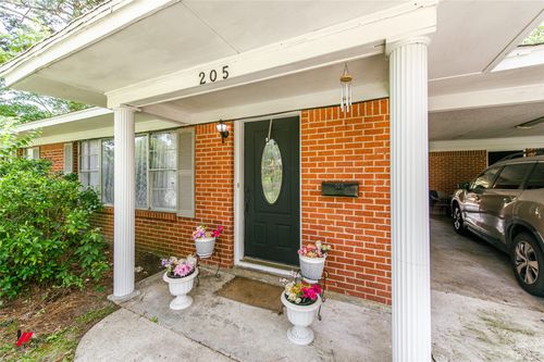 205 8th St Ne, Springhill, LA, 71075-3319 | Card Image