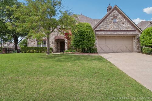 8703 101st Pl, Tulsa, OK, 74133-6968 | Card Image
