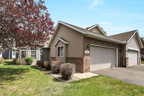 2421 Stearns Way, Saint Cloud, MN, 56303-1322 | Card Image