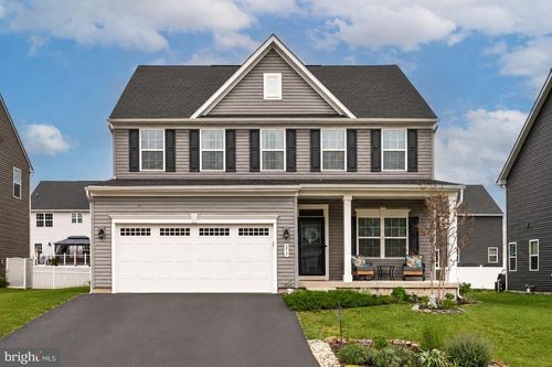 217 Machias Cir, MARTINSBURG, WV, 25403-1794 | Card Image