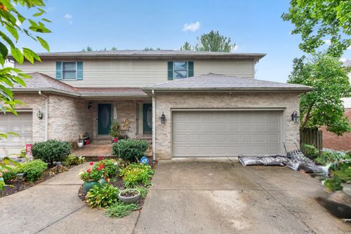 114 Bourbon Hills Dr, Paris, KY, 40361-2413 | Card Image