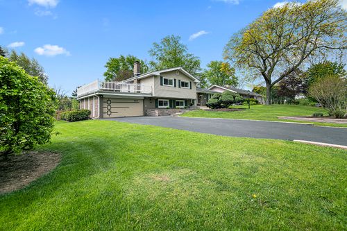 765 Bayer Dr, Palatine, IL, 60067-2003 | Card Image