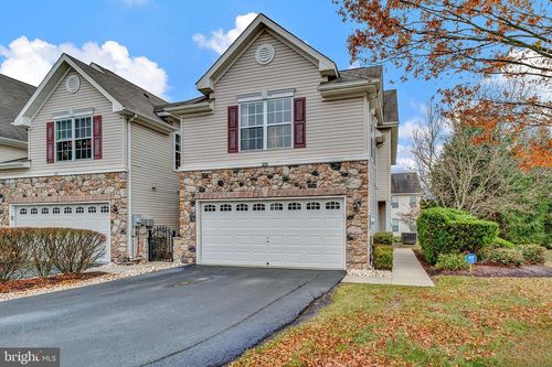 25 Miller Cir, Pennington, NJ, 08534-5148 | Card Image