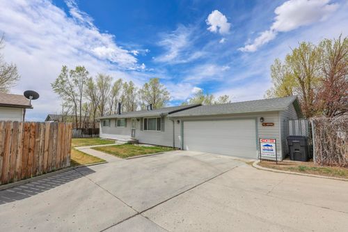 711 Central St, Rock Springs, WY, 82901-4702 | Card Image