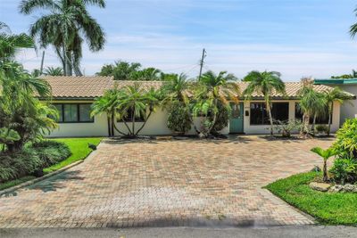 2040 Coral Gardens Dr, House other with 3 bedrooms, 3 bathrooms and null parking in Wilton Manors FL | Image 1