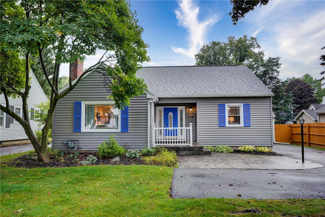 Thomas Ave, Rochester, NY 14617