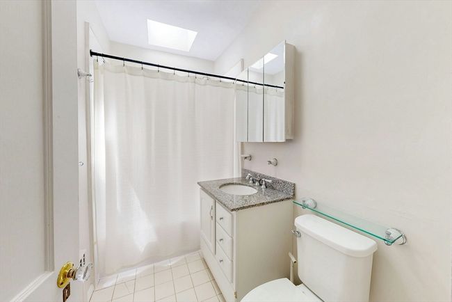 APT-6 - 235 Washington Ave, Condo with 2 bedrooms, 1 bathrooms and null parking in Winthrop MA | Image 23
