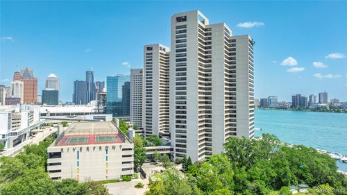 7g-300 Riverfront Dr, Detroit, MI, 48226-4569 | Card Image