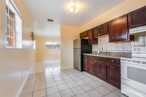 a-5926 Sw 27th St, West Park, FL, 33023-4130 | Card Image