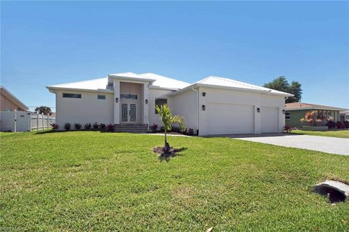 1426 Se 43rd Ter, Cape Coral, FL, 33904-7361 | Card Image