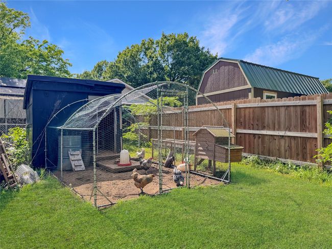 604 Maple St, House other with 2 bedrooms, 1 bathrooms and null parking in Howe TX | Image 14