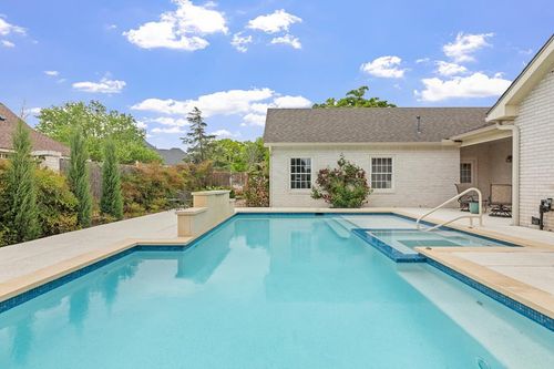 2208 Amberstone, Fredericksburg, TX, 78624-6795 | Card Image