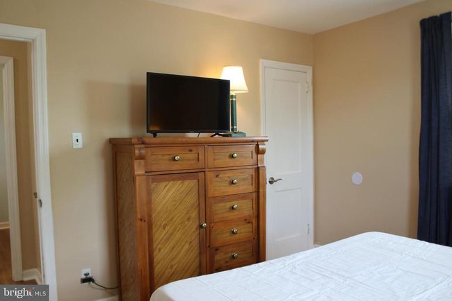 1352 Valley Rd, House other with 4 bedrooms, 2 bathrooms and null parking in WOODLYN PA | Image 15