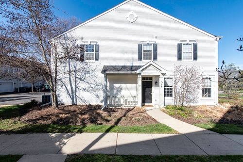 368 Litchfield Dr, Round Lake, IL, 60073-8103 | Card Image