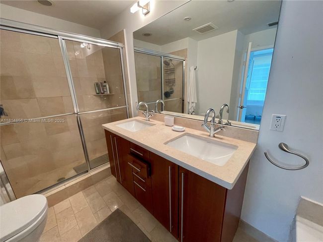 3716-N - 1111 Sw 1 St Ave, Condo with 2 bedrooms, 2 bathrooms and null parking in Miami FL | Image 20