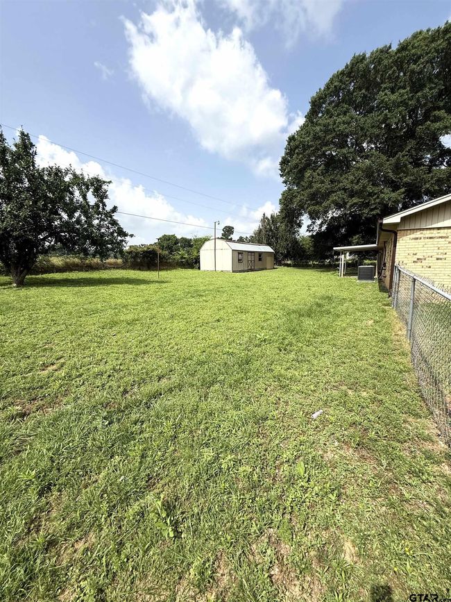 13675 Maple Dr, House other with 3 bedrooms, 2 bathrooms and null parking in Tyler TX | Image 27