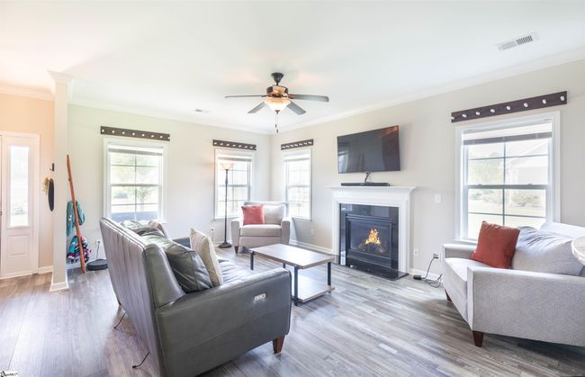 110 Avendell Dr, House other with 5 bedrooms, 3 bathrooms and 2 parking in Easley SC | Image 5