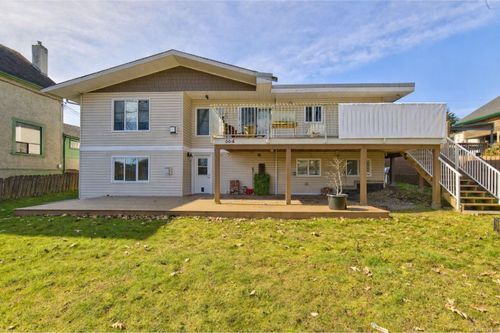 664 Nicol St, Nanaimo, BC, V9R4T9 | Card Image