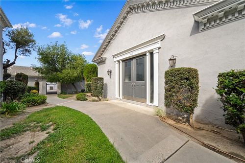 d13-1611 S Pomona, Fullerton, CA, 92832 | Card Image