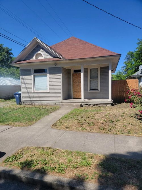 1815 N Adams St, Spokane, WA, 99205 | Card Image