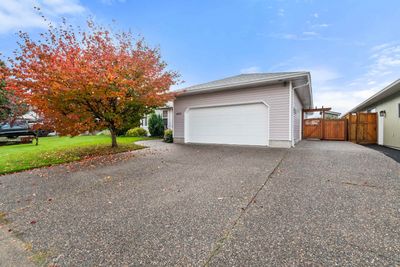 6801 Wiltshire St, House other with 4 bedrooms, 2 bathrooms and 5 parking in Chilliwack BC | Image 2