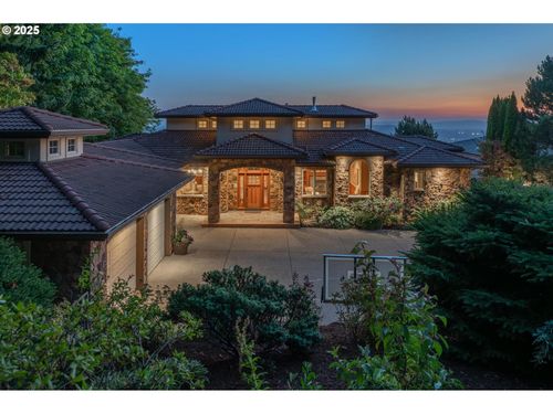 1917 Nw Tivoli Ln, Portland, OR, 97229-9177 | Card Image