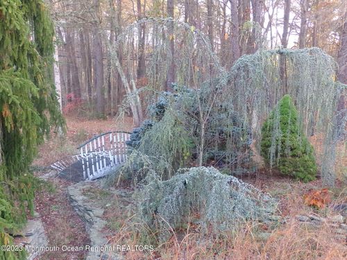 639 W Veterans Hwy, Jackson, NJ, 08527-3732 | Card Image