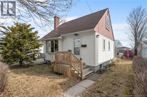 115 Jones St, Moncton, NB, E1C6J9 | Card Image